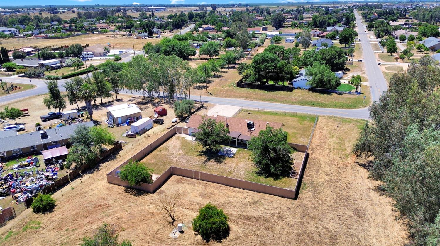 17563 Road 25, Madera, CA 93638