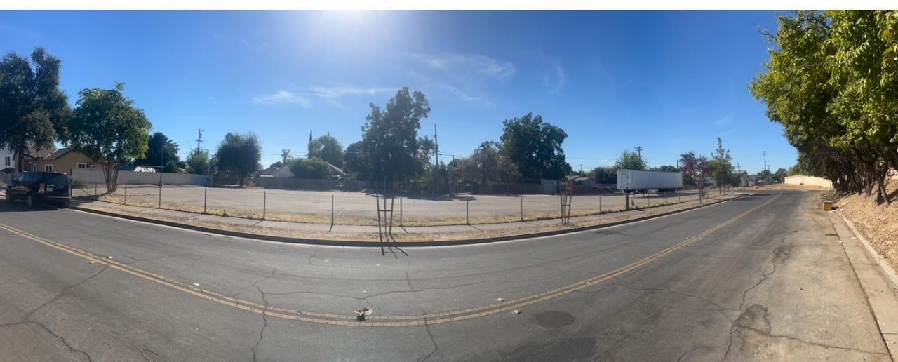 2136 E Market street, Stockton, CA 95205