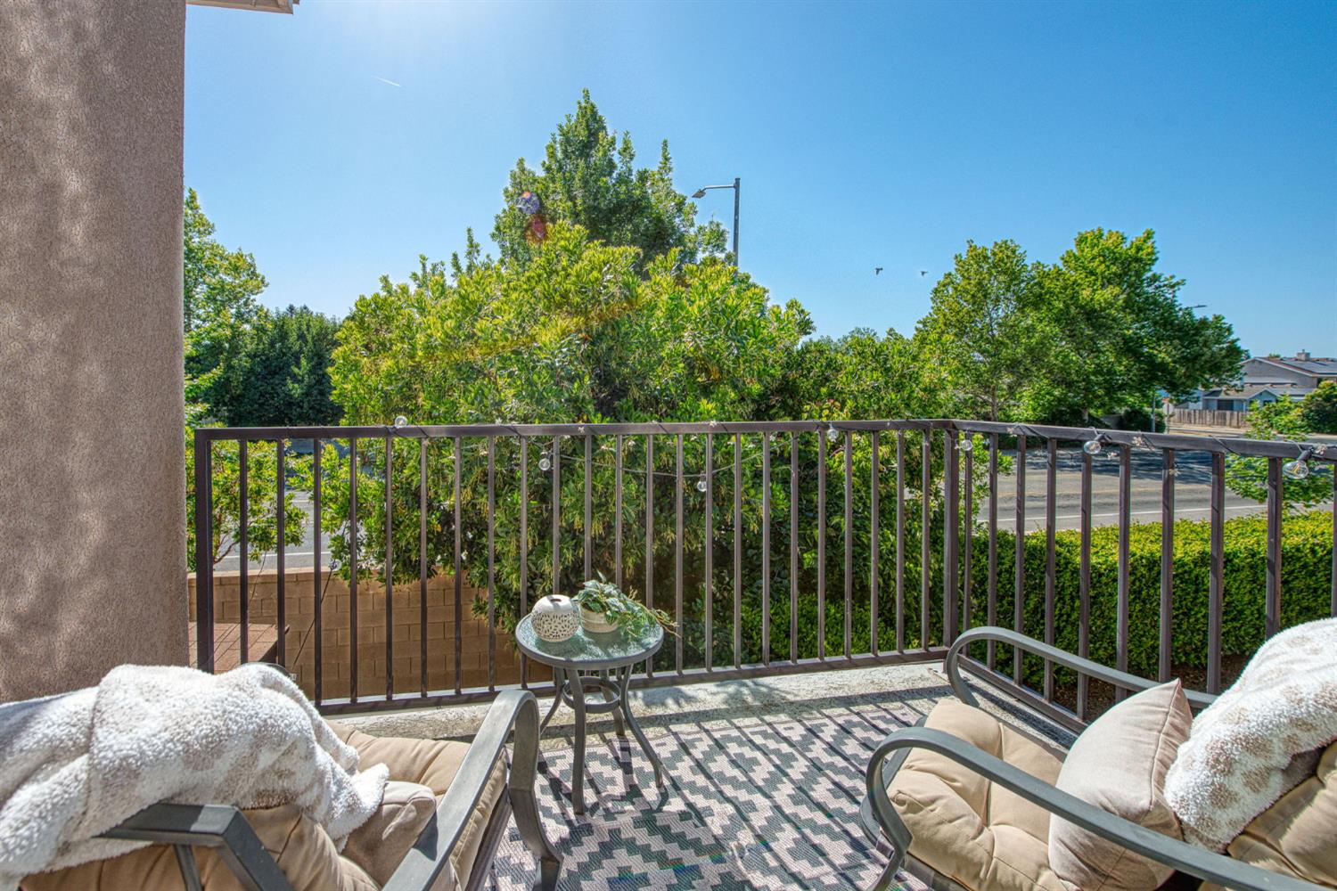 3352 Monterosa Ln, Clovis, CA 93619