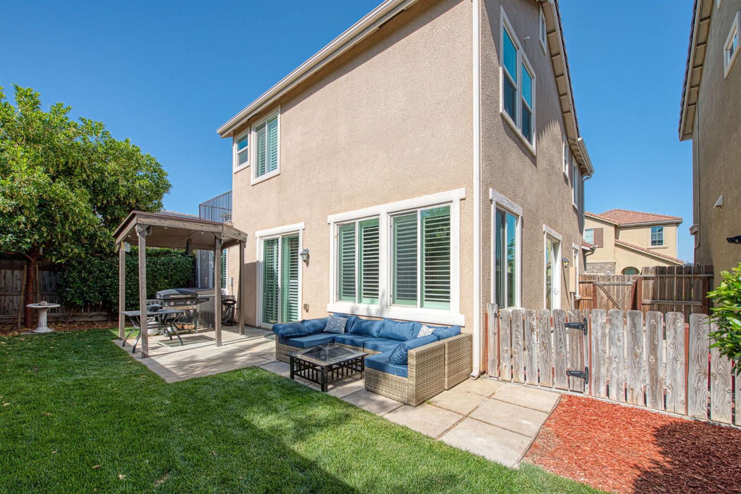 3352 Monterosa Ln, Clovis, CA 93619