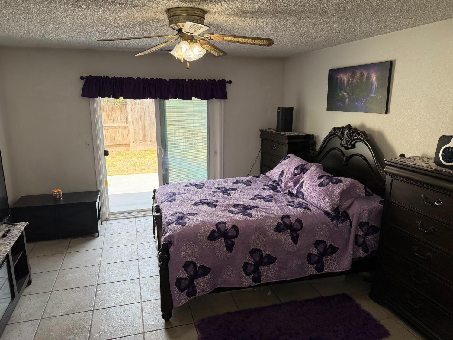 3383 N Forestiere Ave, Fresno, CA 93722