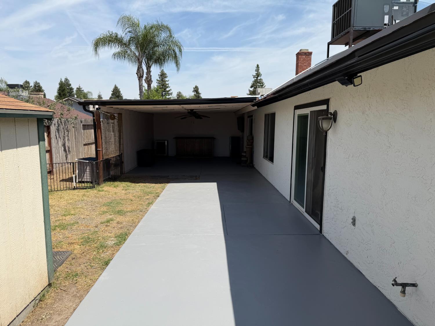 3383 N Forestiere Ave, Fresno, CA 93722