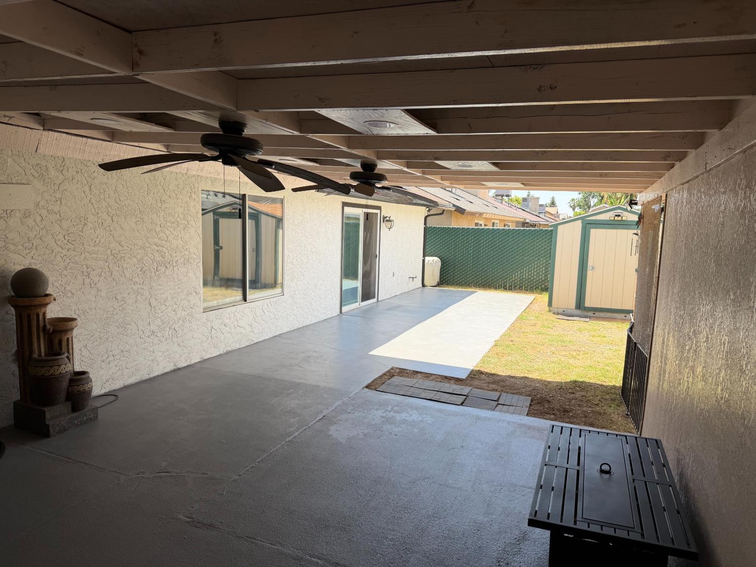 3383 N Forestiere Ave, Fresno, CA 93722