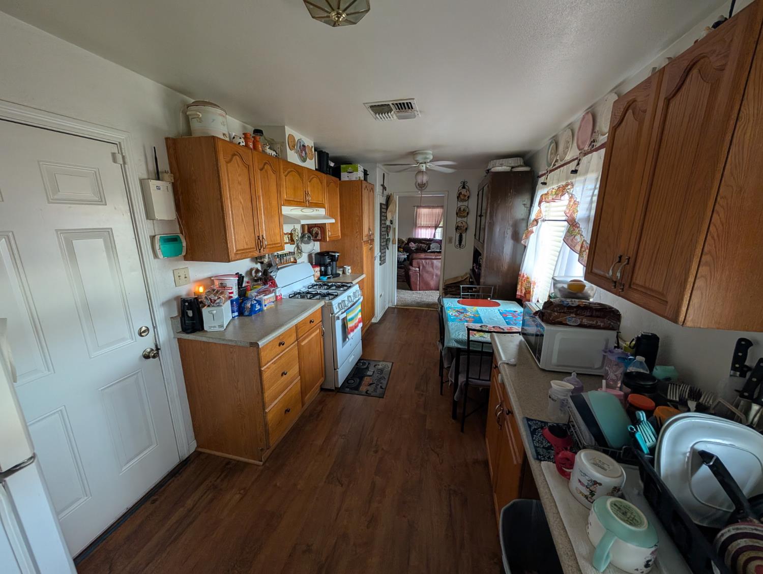 3743 N Hammel Way, Fresno, CA 93727