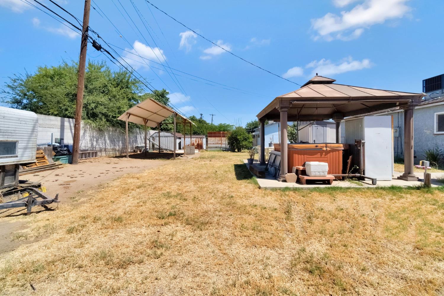 3743 N Hammel Way, Fresno, CA 93727