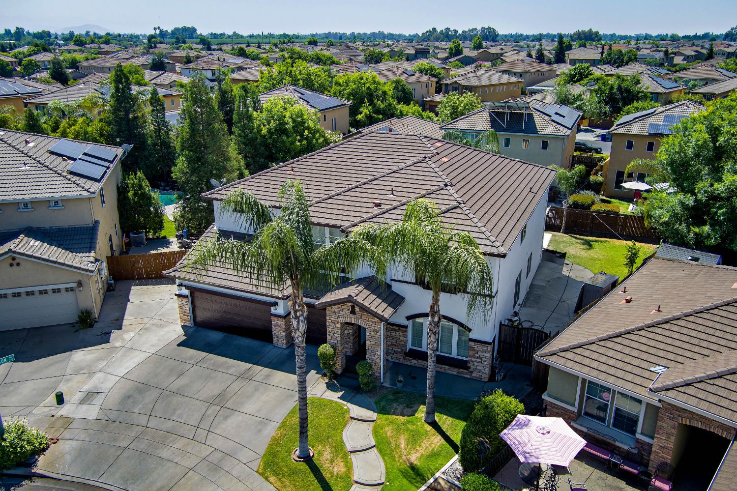 7263 E Redlands Ave, Fresno, CA 93737