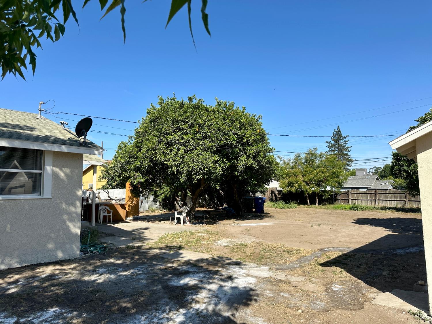809 Washington Ave, Madera, CA 93638