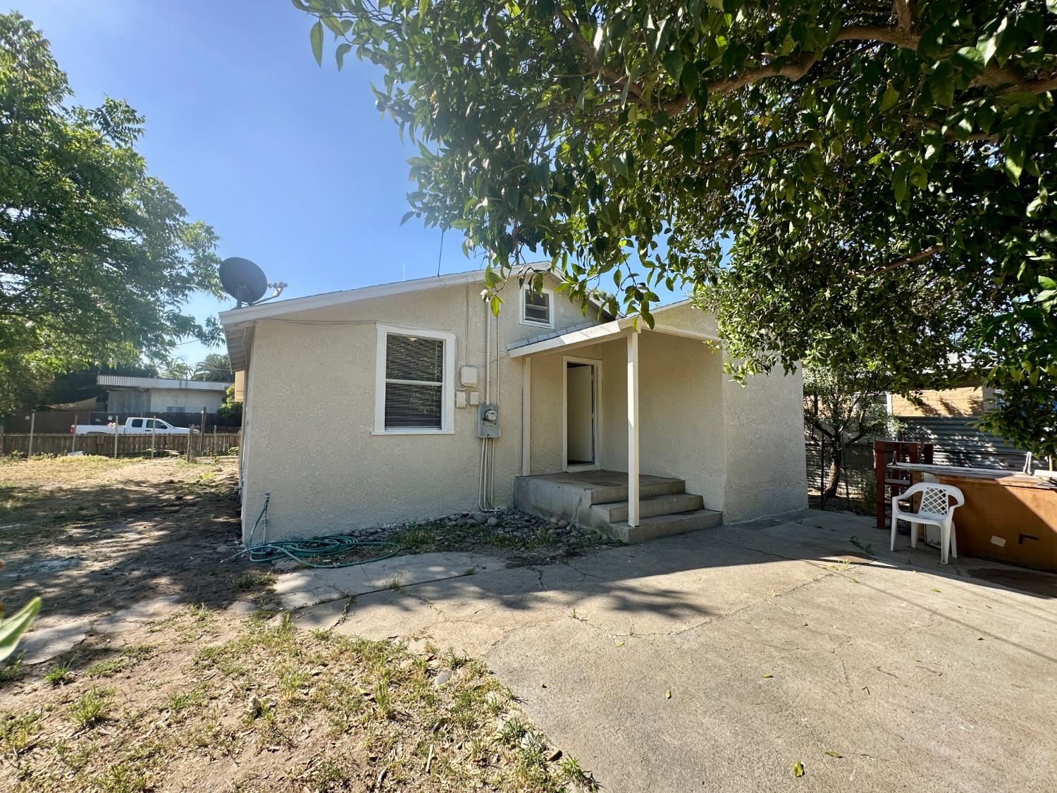 809 Washington Ave, Madera, CA 93638