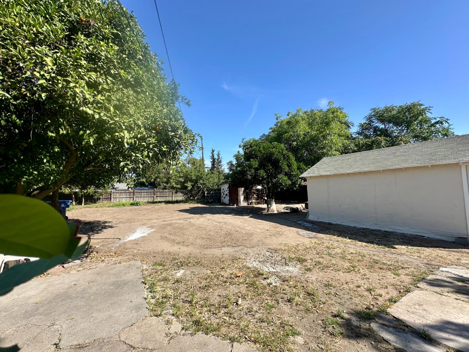 809 Washington Ave, Madera, CA 93638