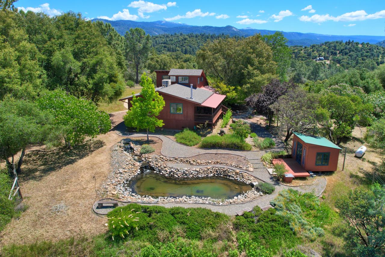 43016 Sunshine Mountain Rd, Oakhurst, CA 93644