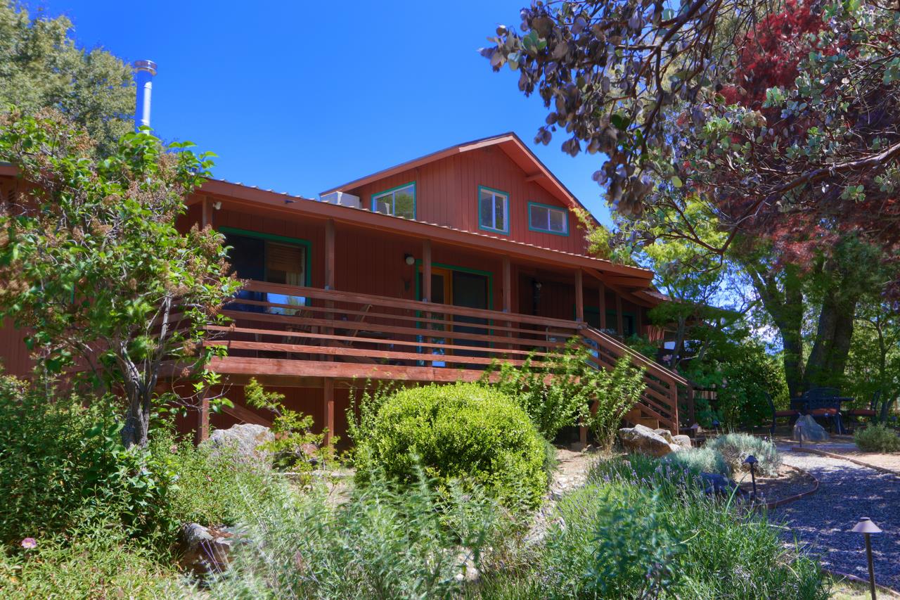 43016 Sunshine Mountain Rd, Oakhurst, CA 93644