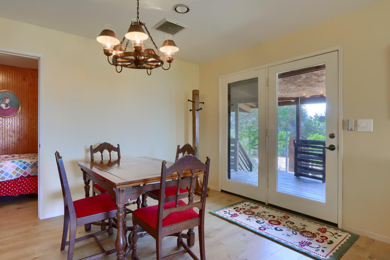 43016 Sunshine Mountain Rd, Oakhurst, CA 93644