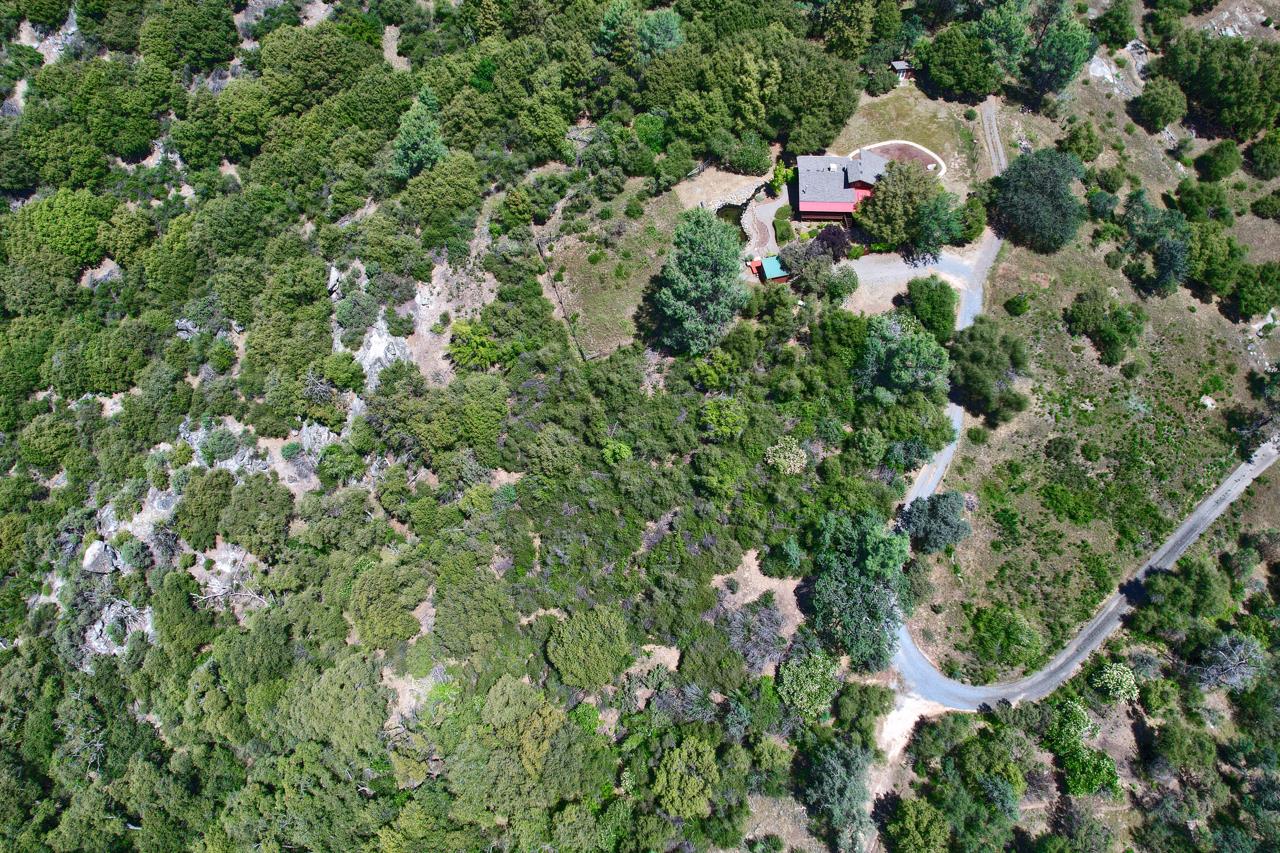 43016 Sunshine Mountain Rd, Oakhurst, CA 93644