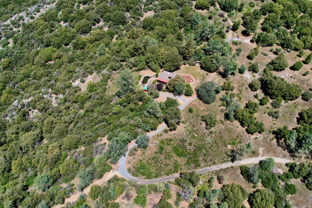 43016 Sunshine Mountain Rd, Oakhurst, CA 93644