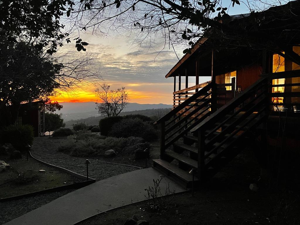 43016 Sunshine Mountain Rd, Oakhurst, CA 93644