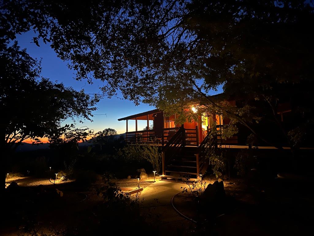 43016 Sunshine Mountain Rd, Oakhurst, CA 93644