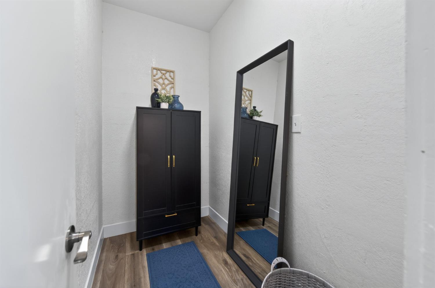 1348 Union St, Kingsburg, CA 93631