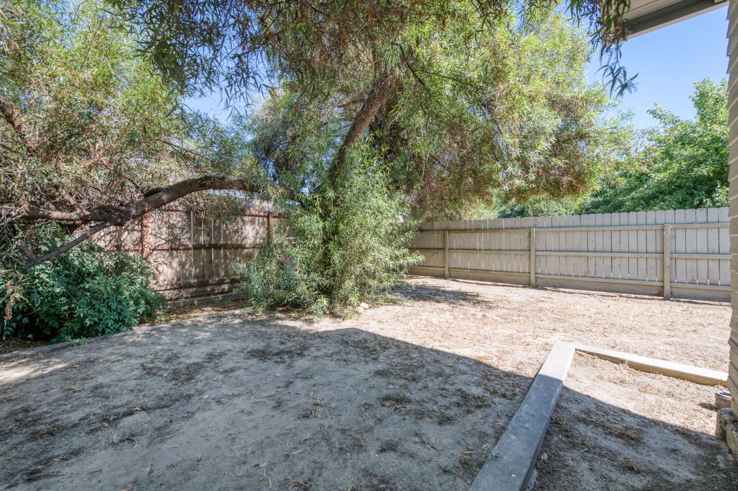 1348 Union St, Kingsburg, CA 93631