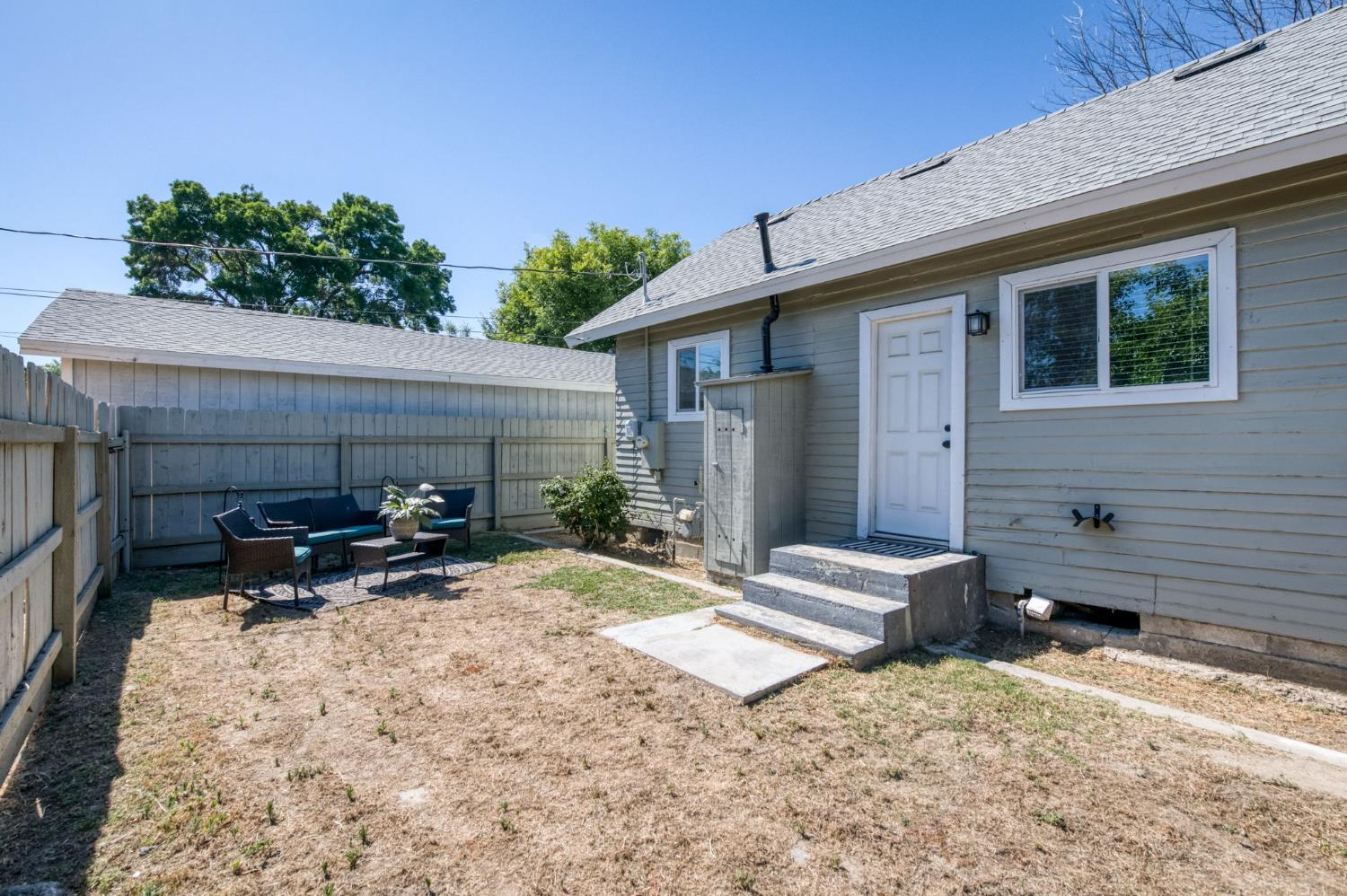 1348 Union St, Kingsburg, CA 93631