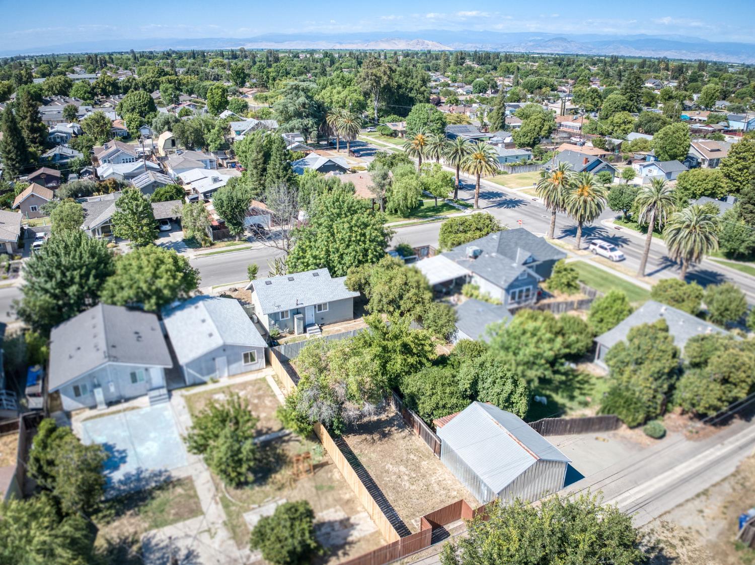 1348 Union St, Kingsburg, CA 93631
