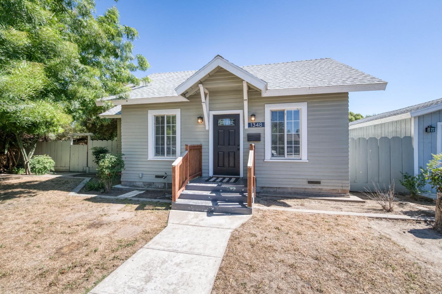 1348 Union St, Kingsburg, CA 93631