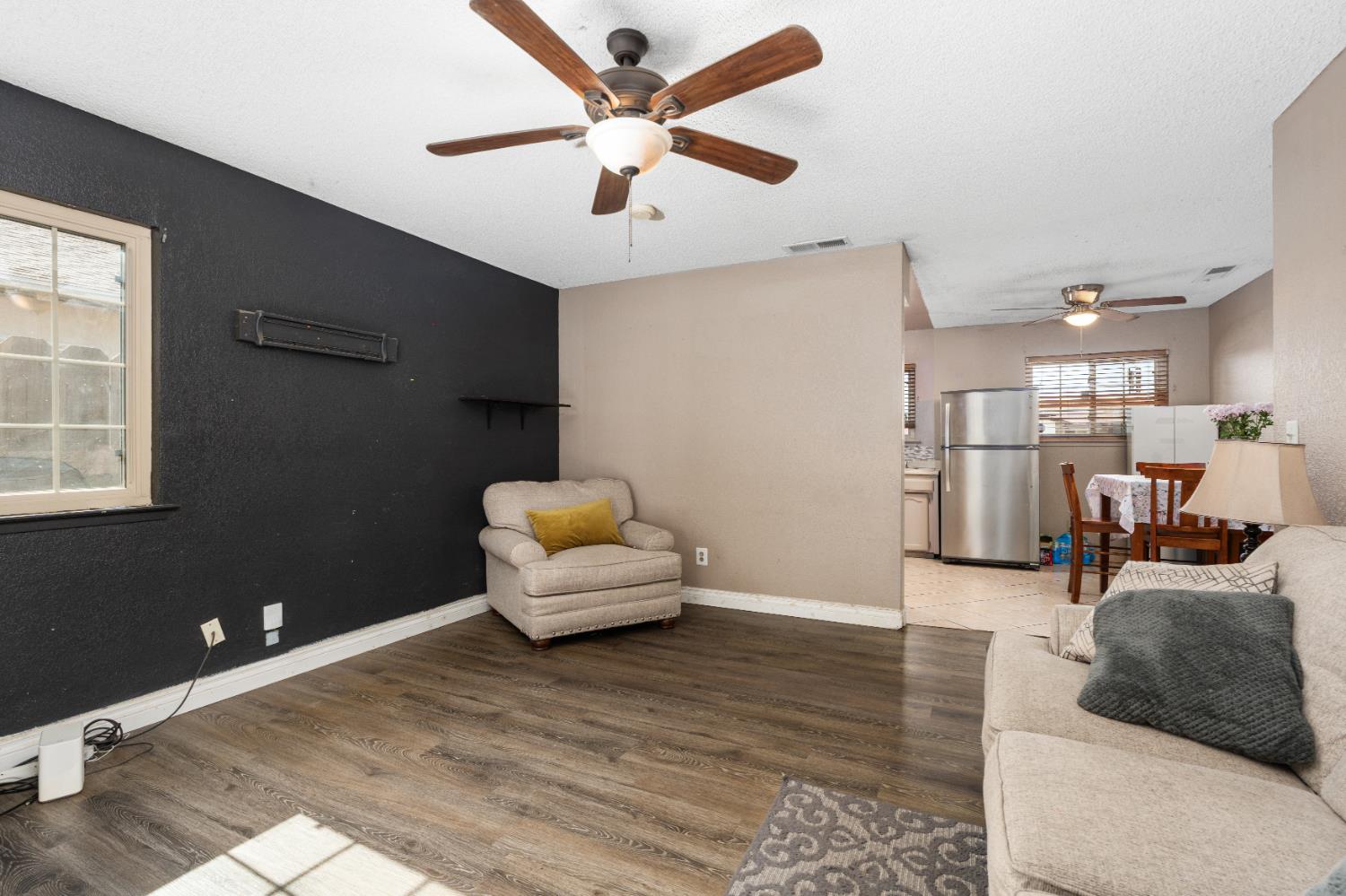 1014 W Michigan Ave, Fresno, CA 93705