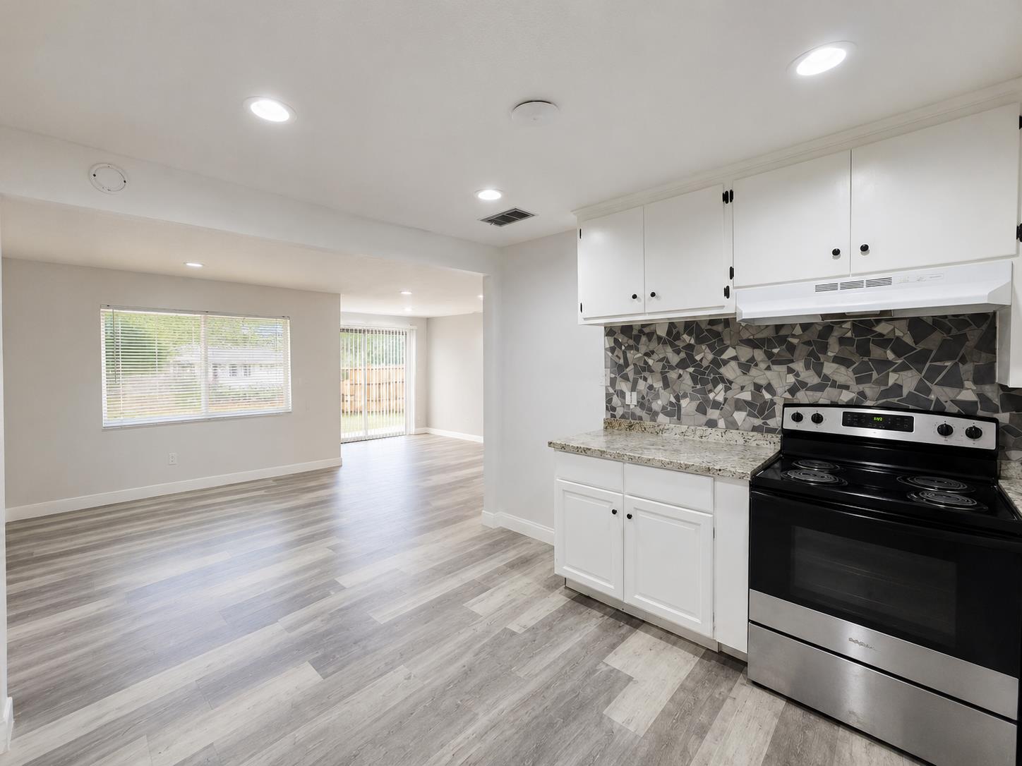2846 Cedar, Fresno, CA 93703