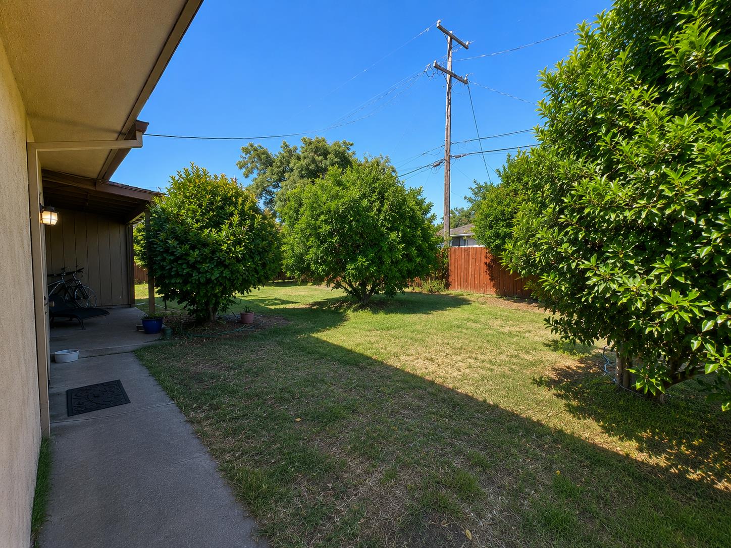 2846 Cedar, Fresno, CA 93703