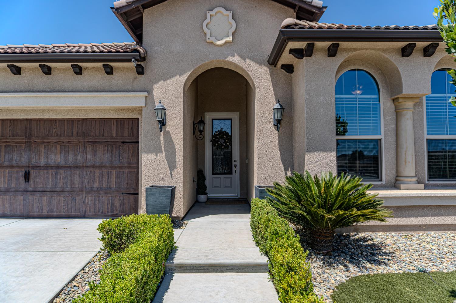 6572 W Stuart Ave, Fresno, CA 93723