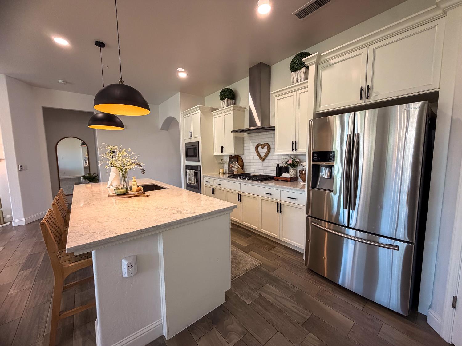6572 W Stuart Ave, Fresno, CA 93723