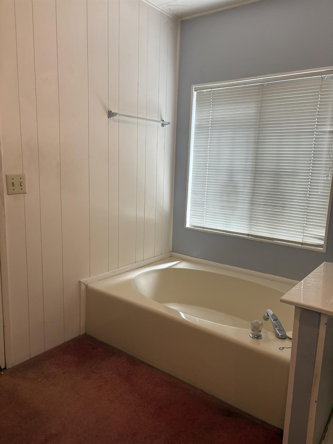 1300 W Olson Ave #127, Reedley, CA 93654