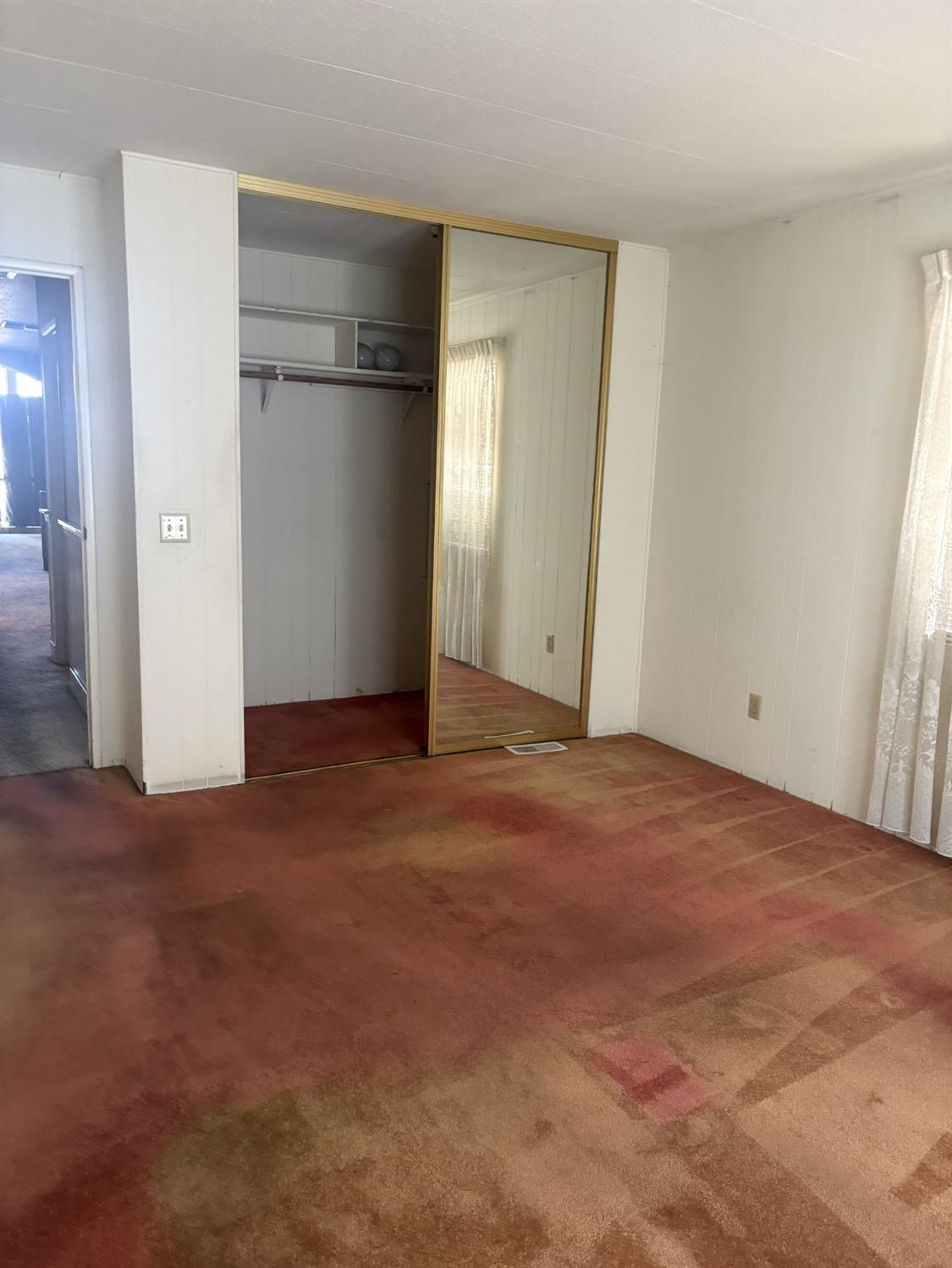 1300 W Olson Ave #127, Reedley, CA 93654