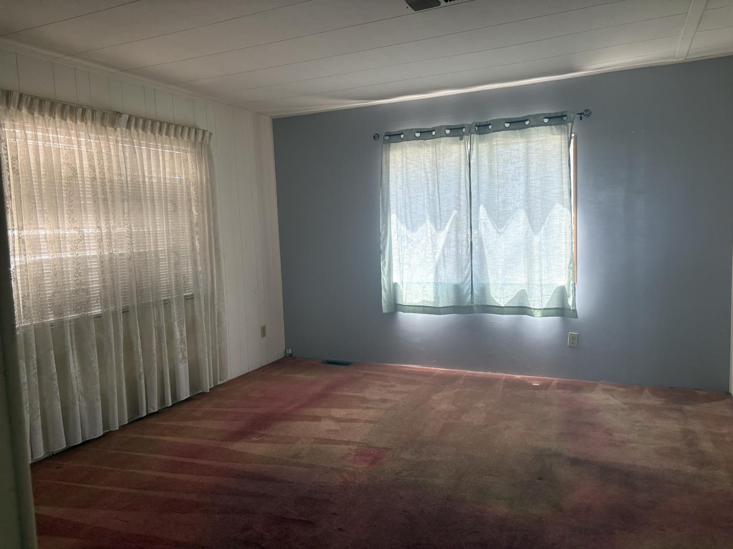 1300 W Olson Ave #127, Reedley, CA 93654