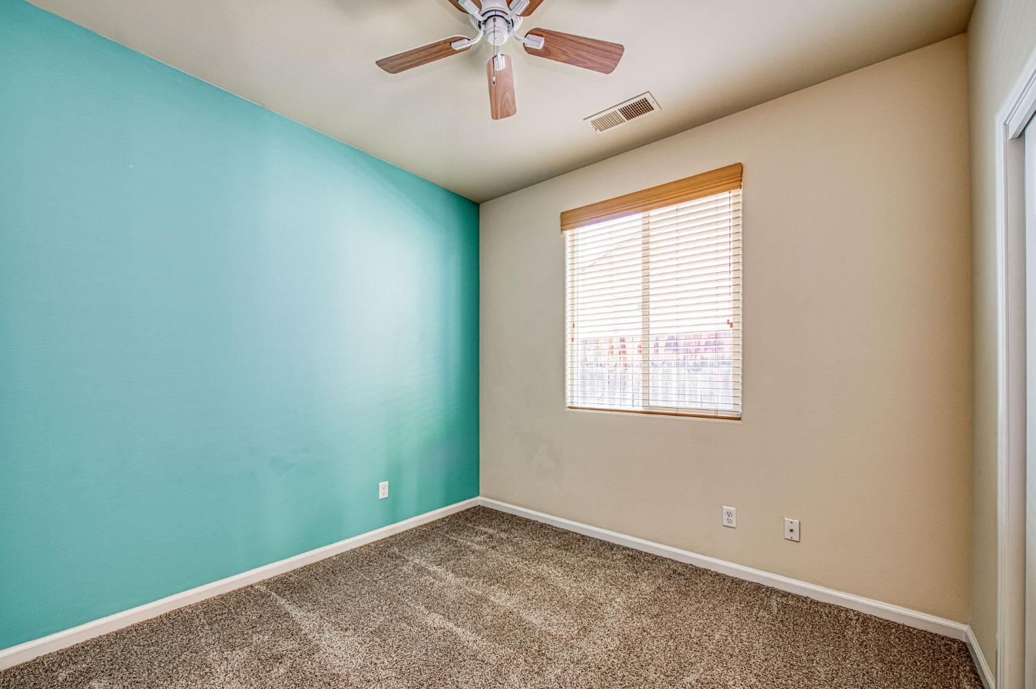 4122 Heritage Ave, Clovis, CA 93619