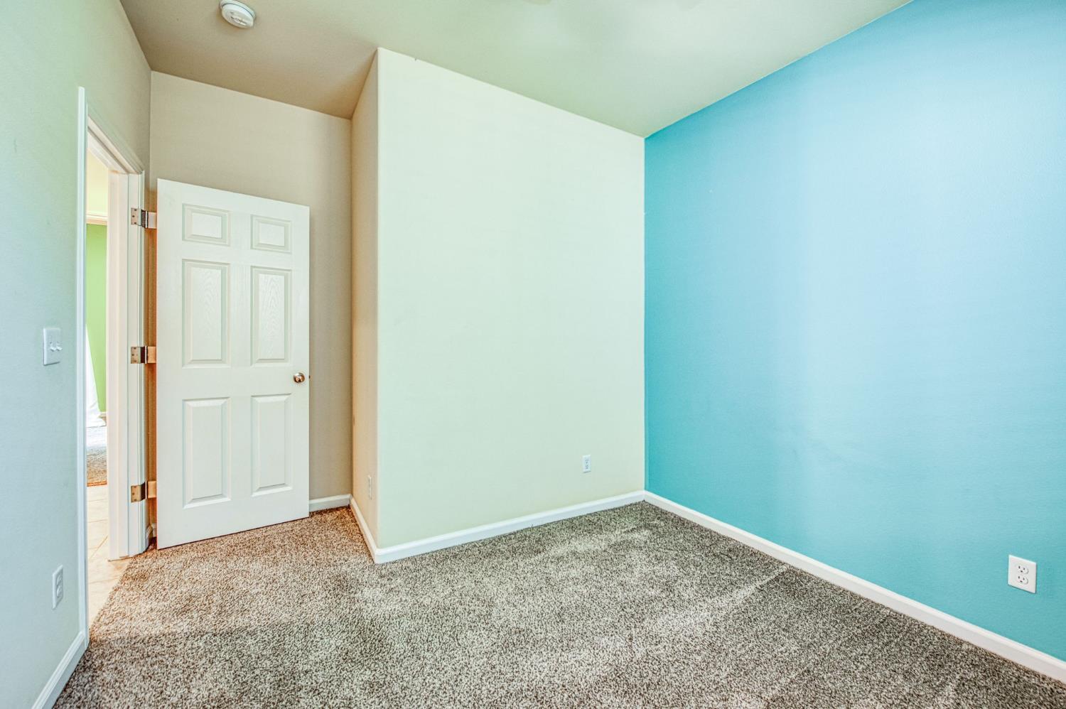 4122 Heritage Ave, Clovis, CA 93619