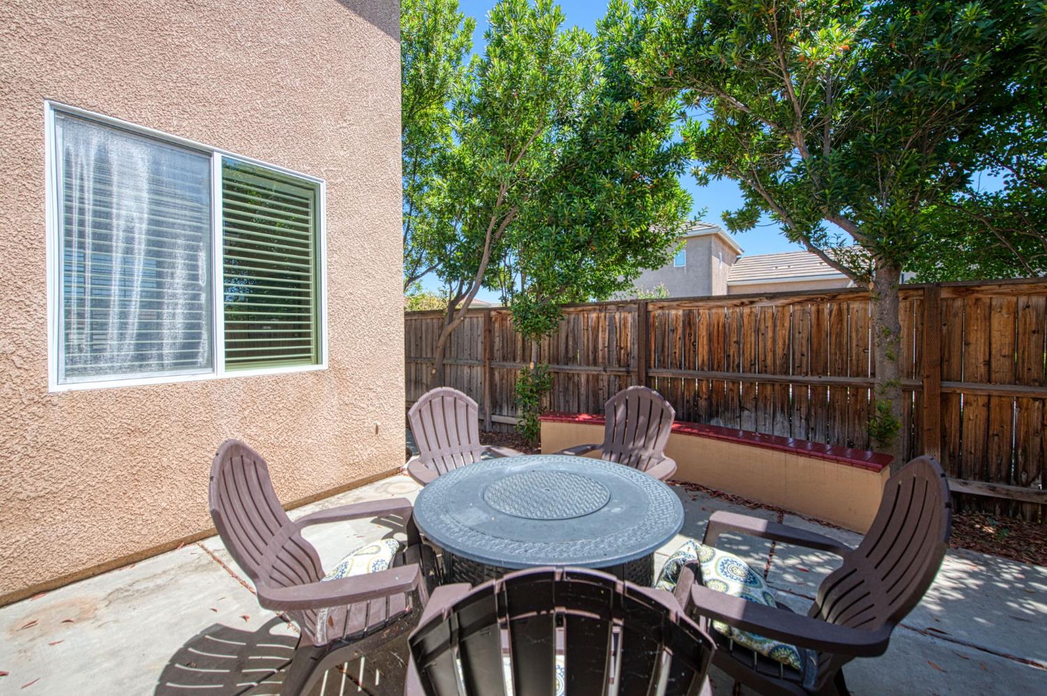 4122 Heritage Ave, Clovis, CA 93619