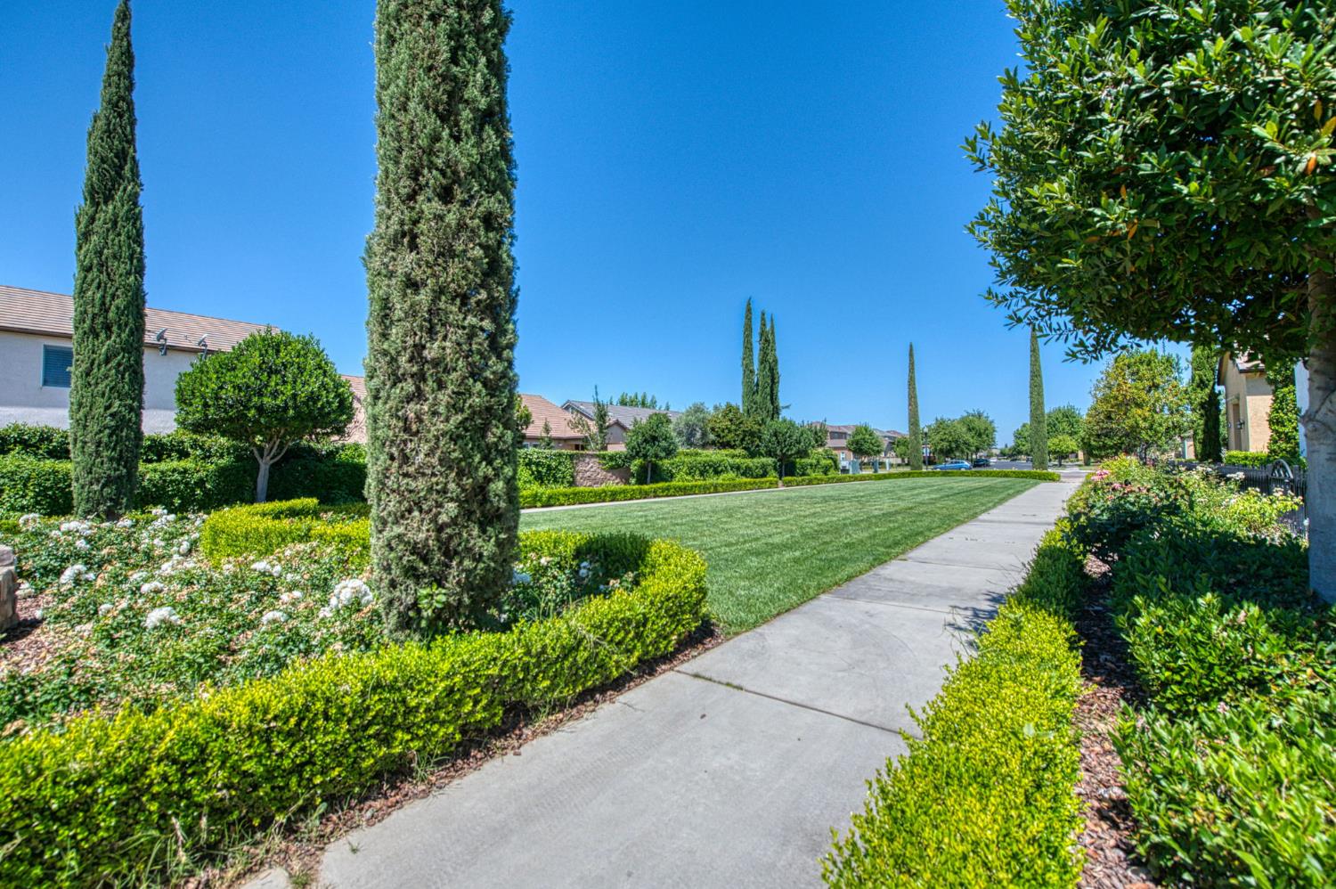 4122 Heritage Ave, Clovis, CA 93619