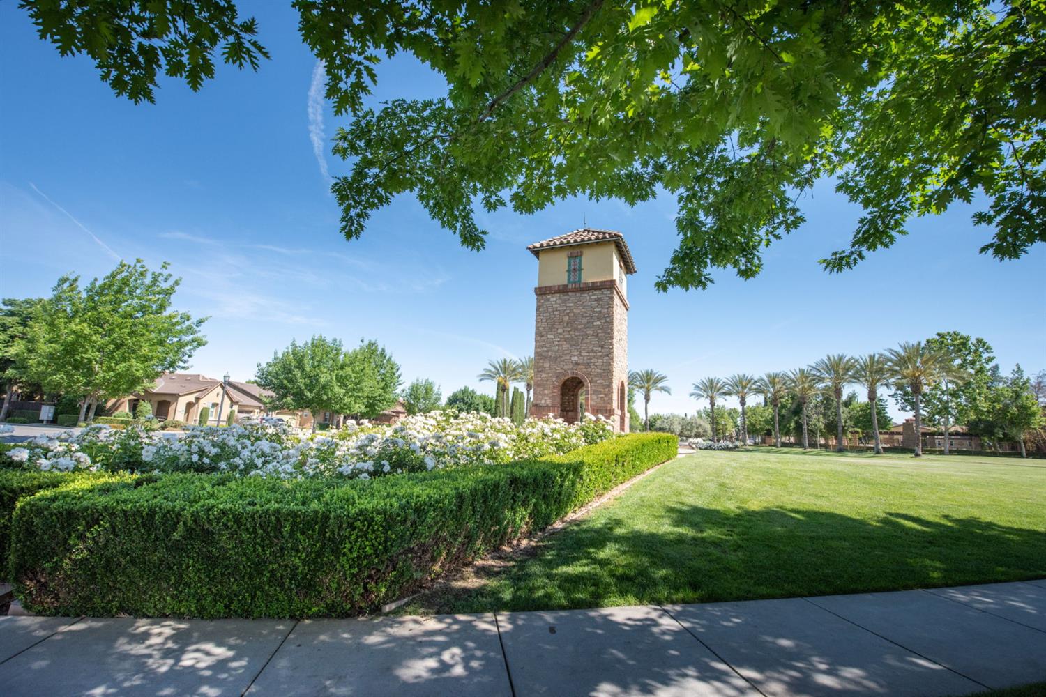 4122 Heritage Ave, Clovis, CA 93619