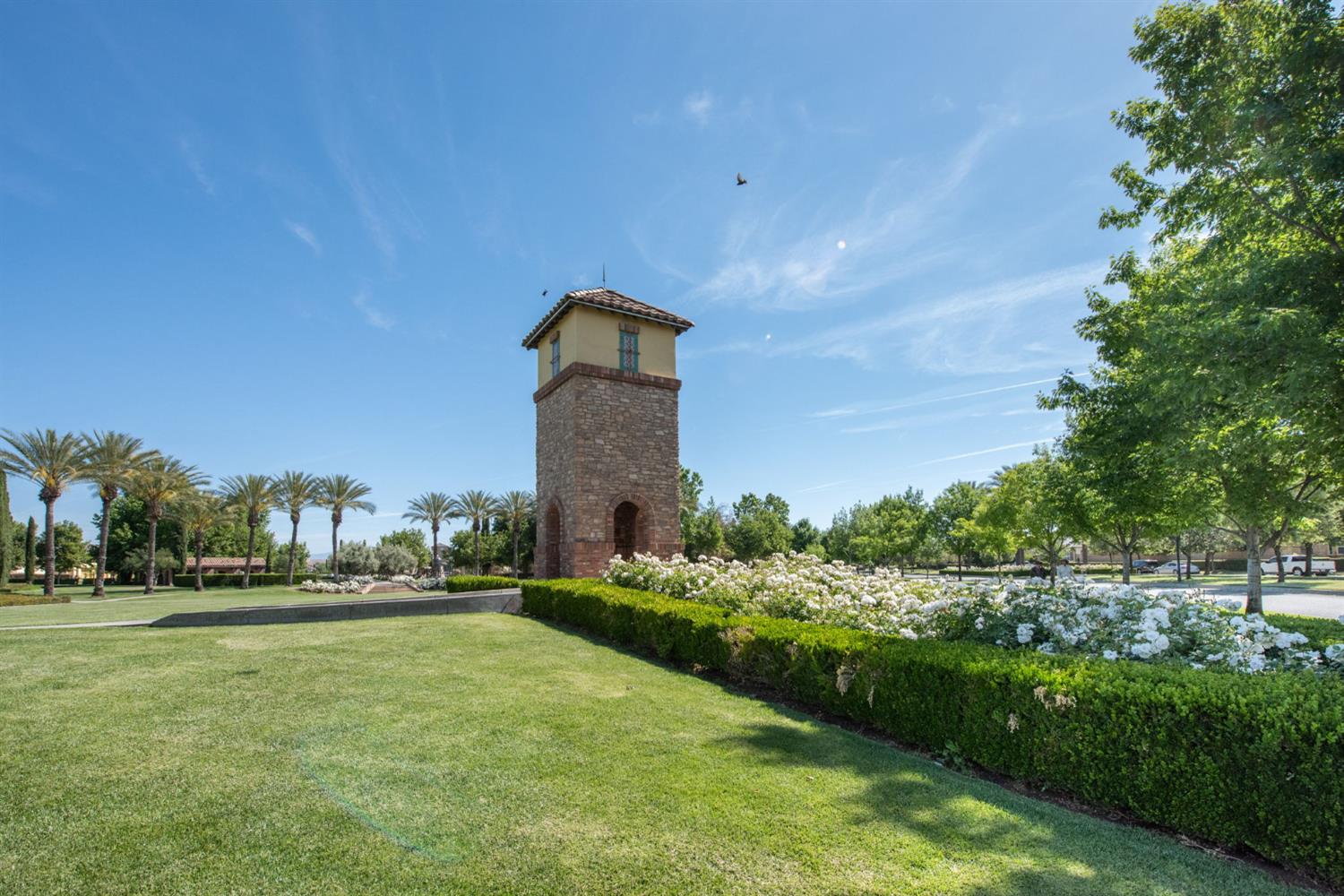 4122 Heritage Ave, Clovis, CA 93619