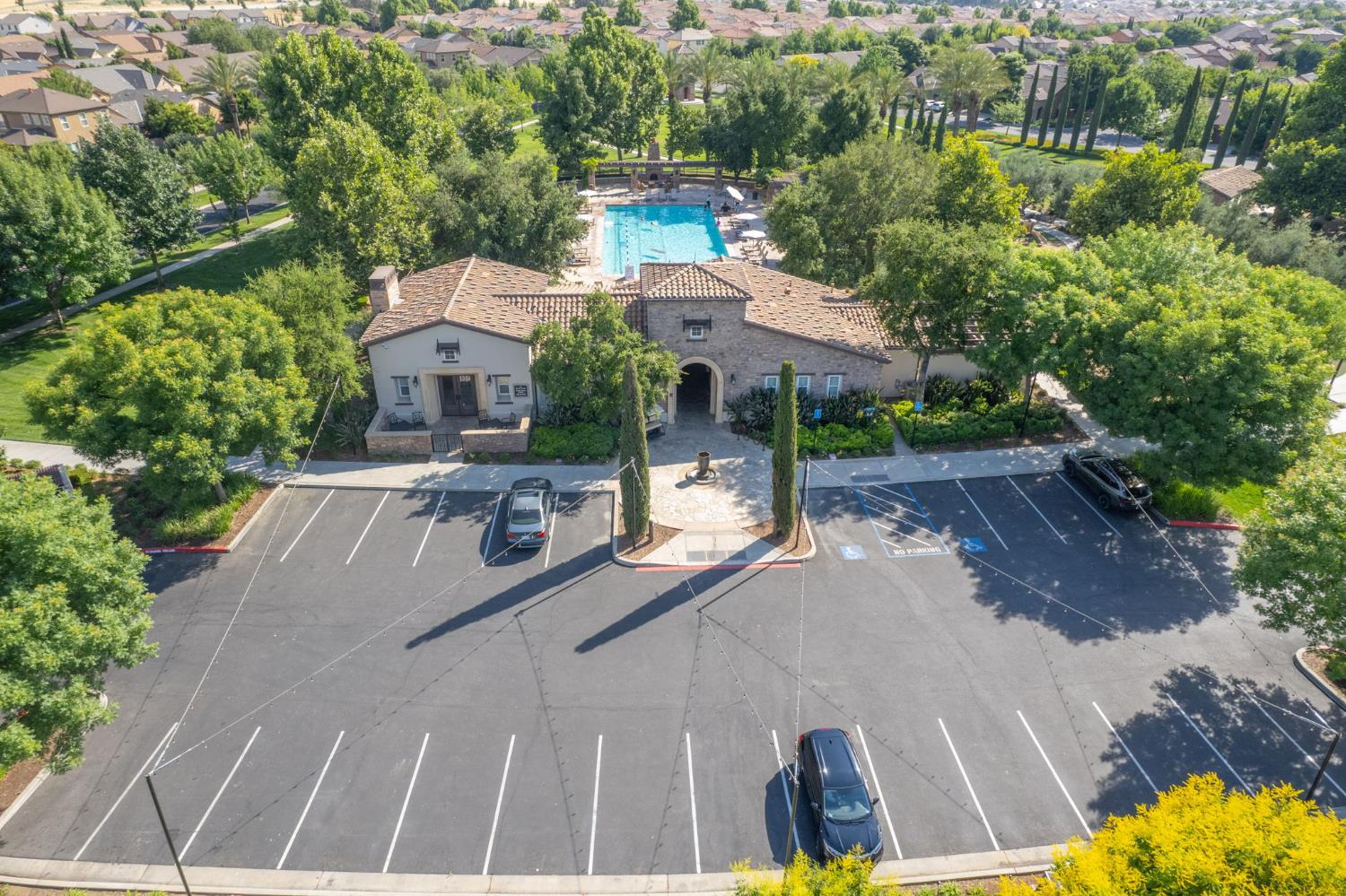 4122 Heritage Ave, Clovis, CA 93619
