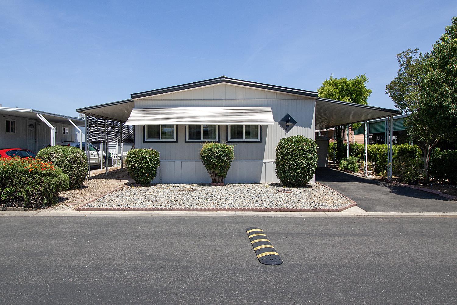 221 W Herndon Ave #113, Fresno, CA 93650