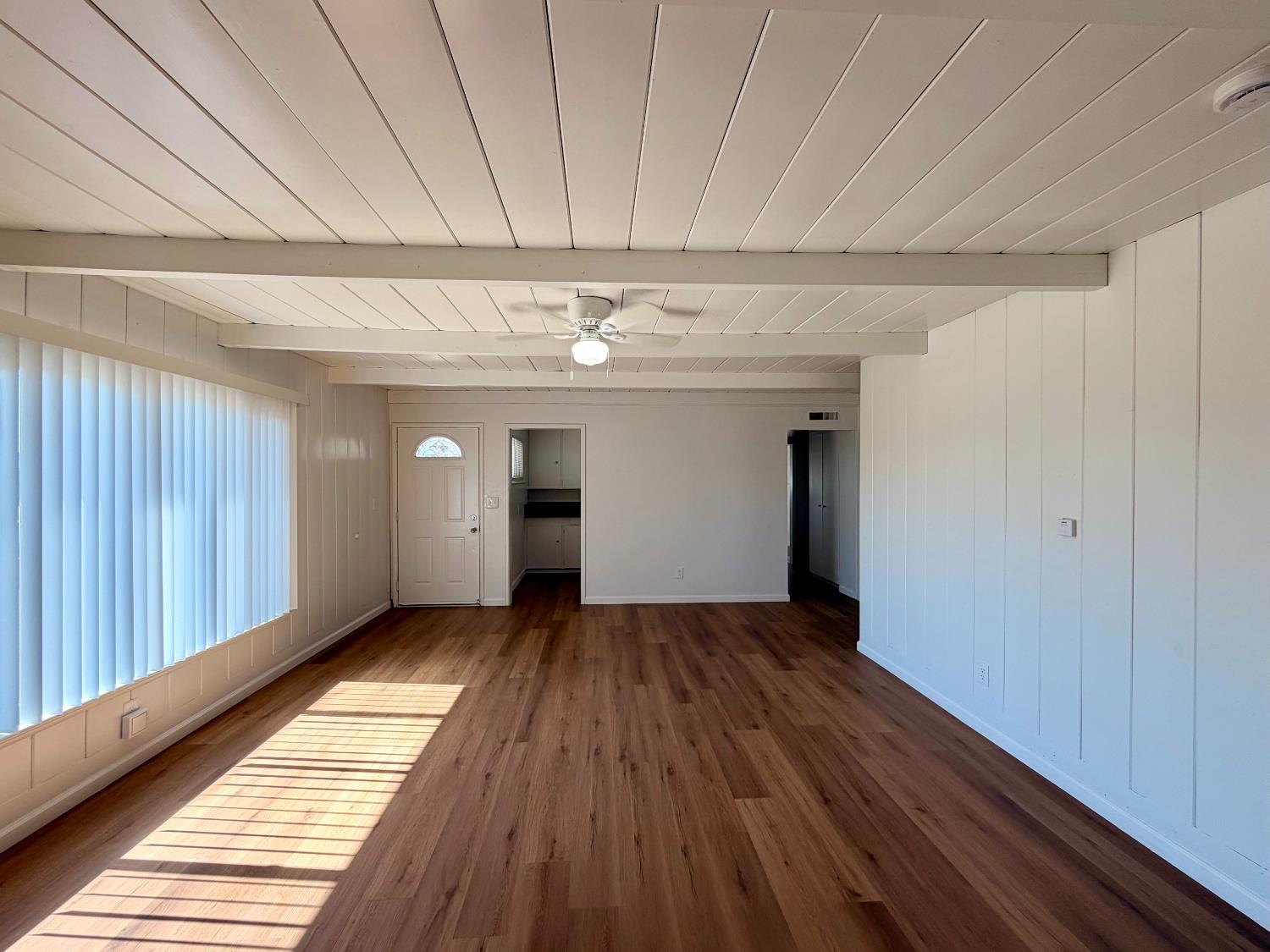 21225 S Feland Ave, Riverdale, CA 93656