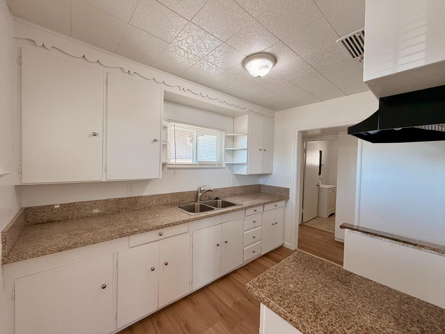 21225 S Feland Ave, Riverdale, CA 93656