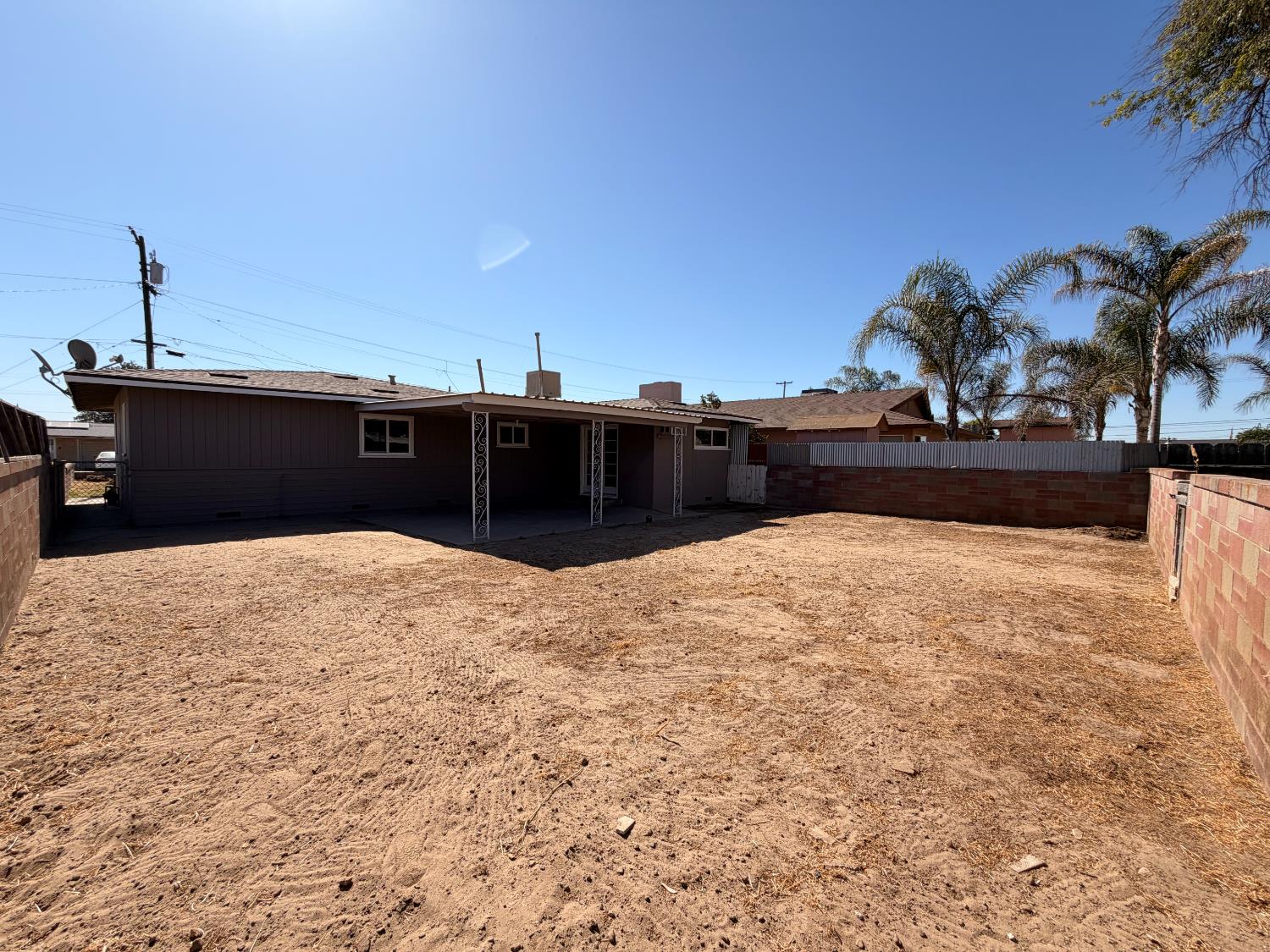 21225 S Feland Ave, Riverdale, CA 93656