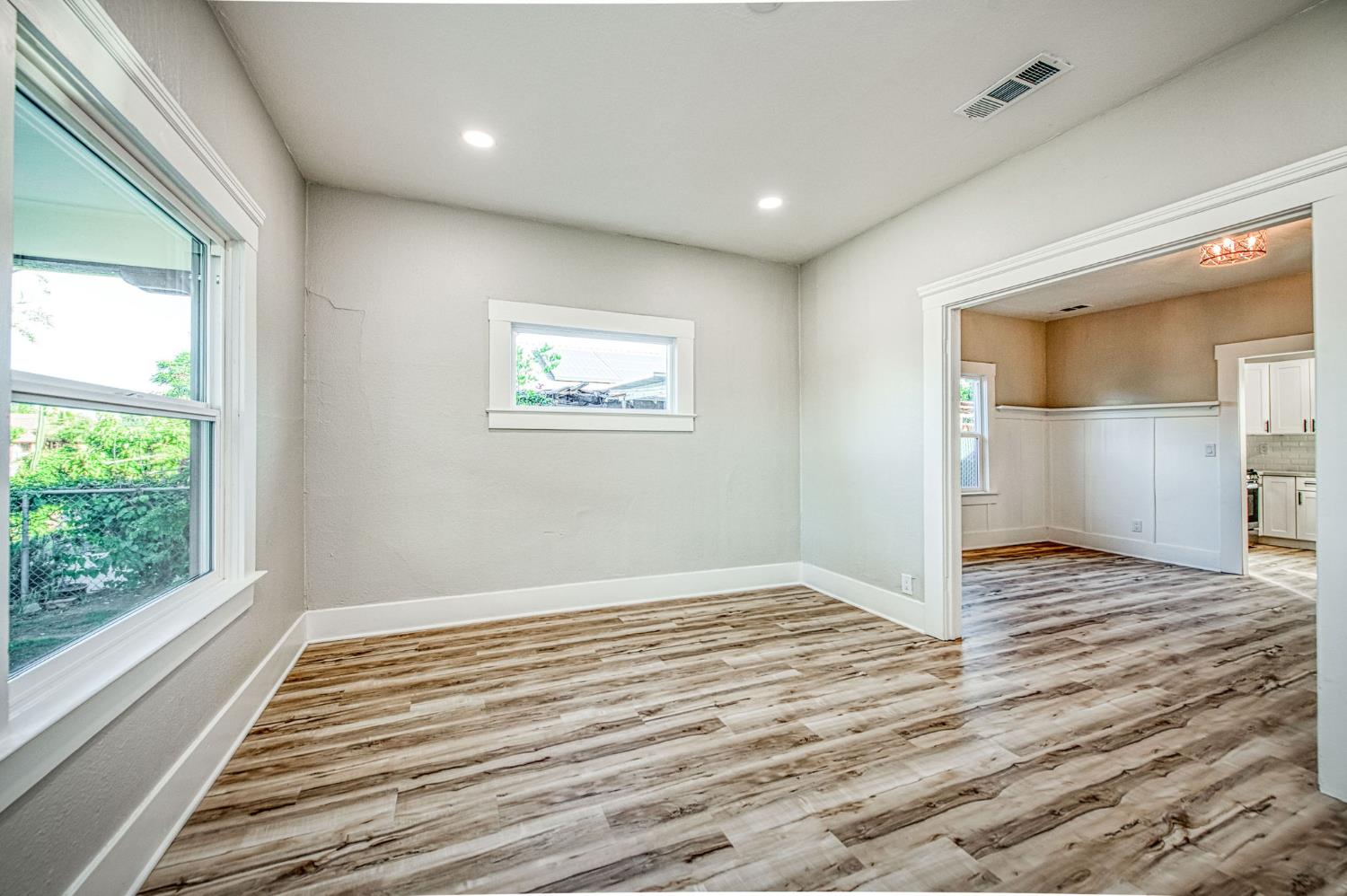 827 B St, Fresno, CA 93706