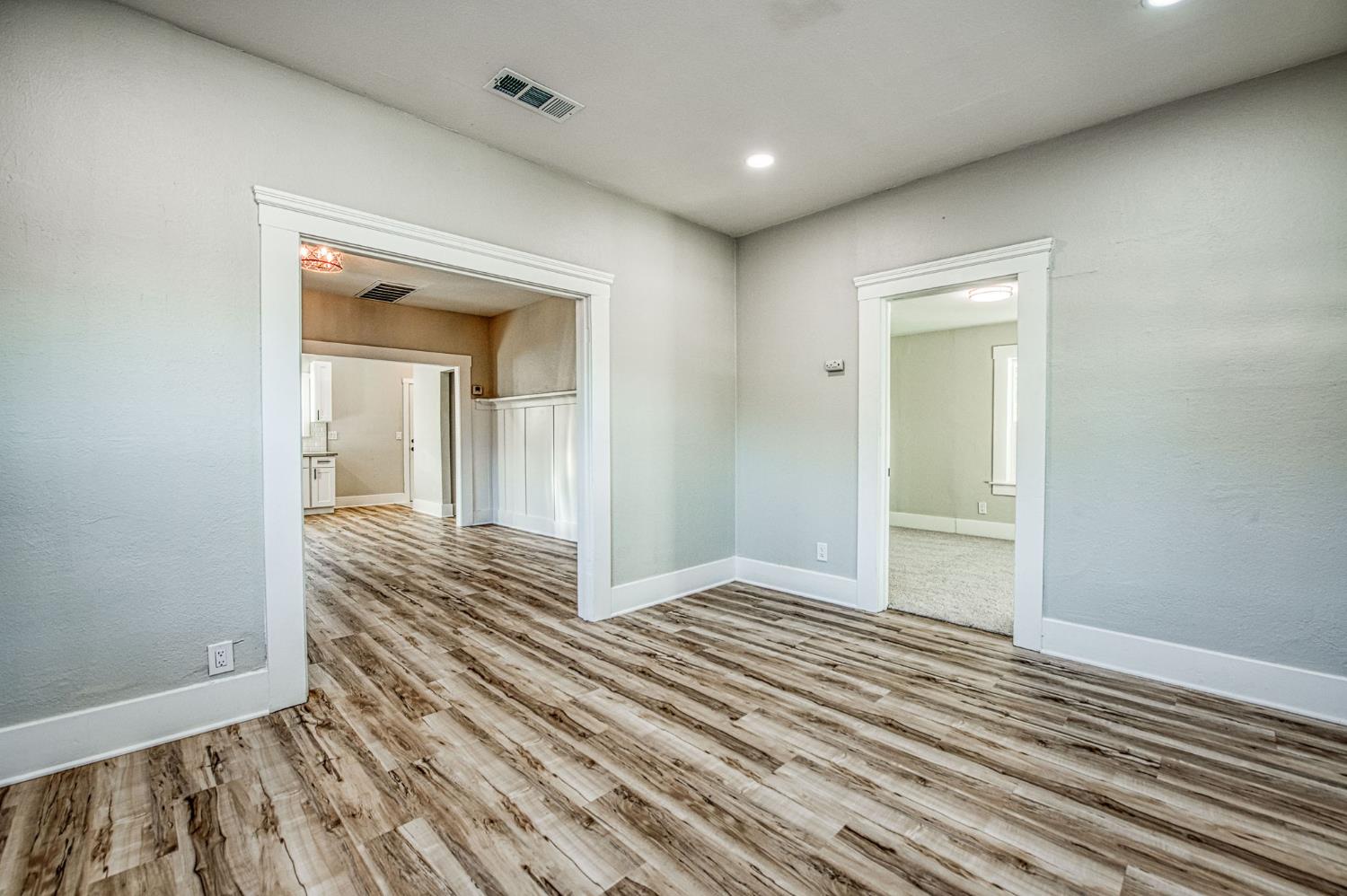 827 B St, Fresno, CA 93706