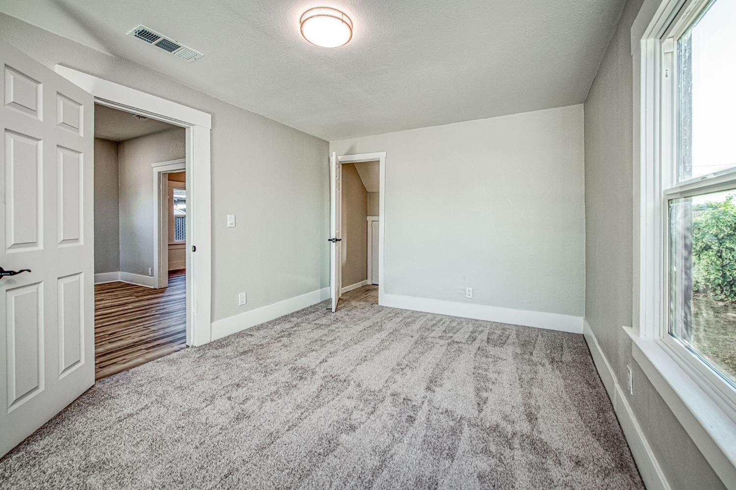827 B St, Fresno, CA 93706