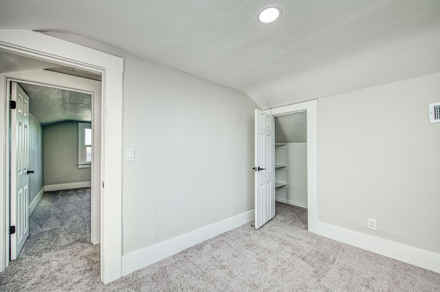 827 B St, Fresno, CA 93706