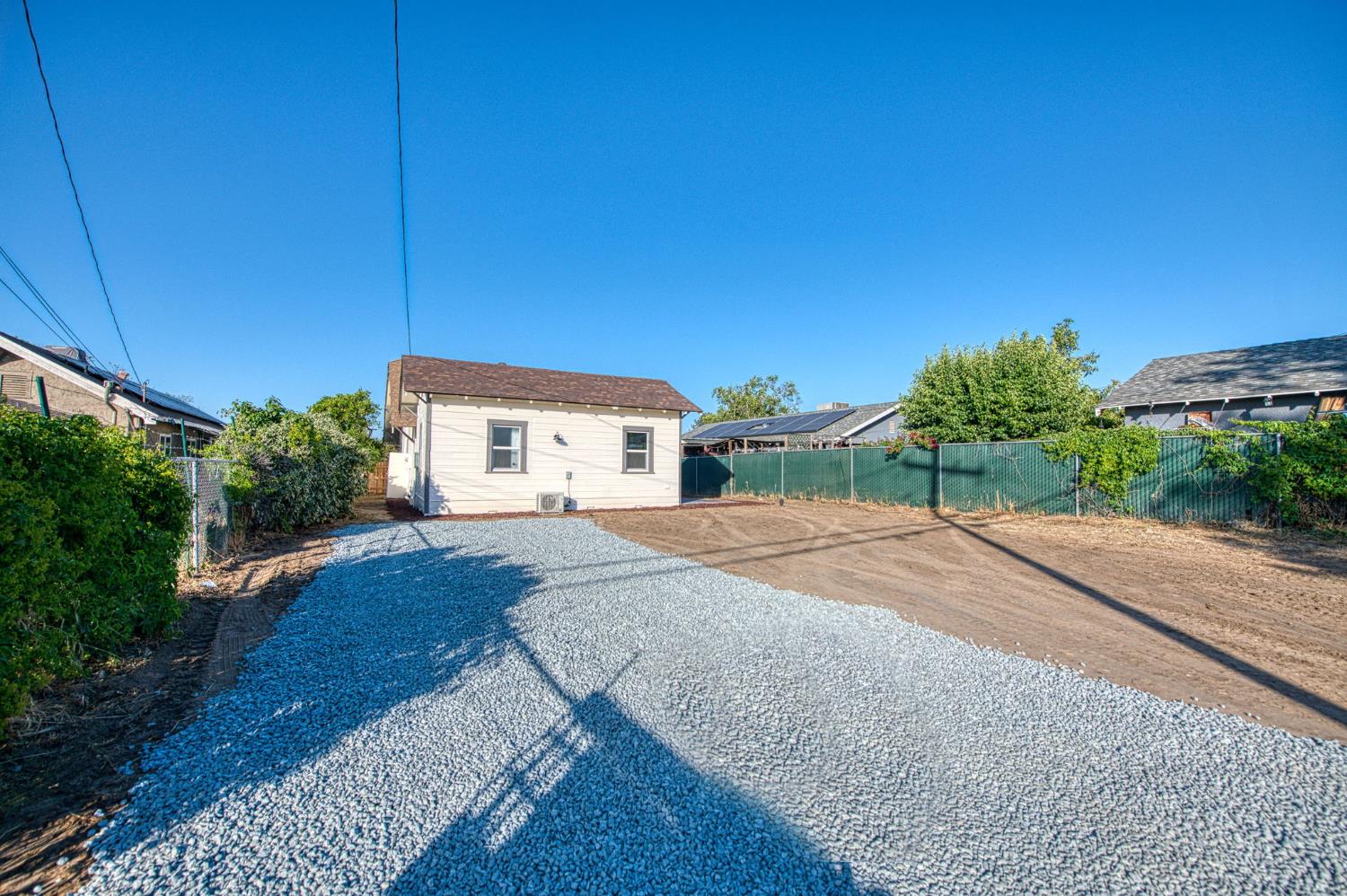 827 B St, Fresno, CA 93706
