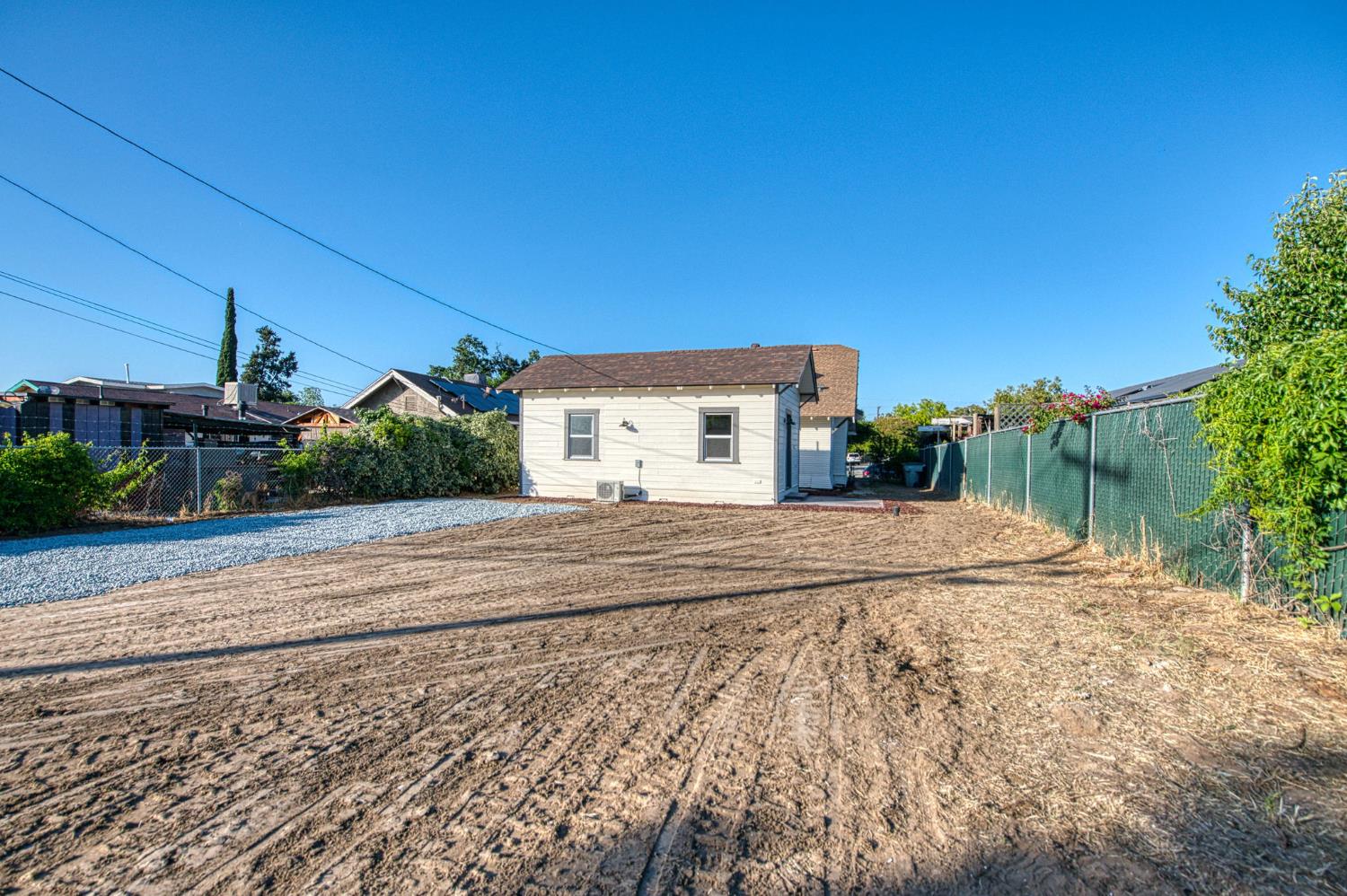 827 B St, Fresno, CA 93706